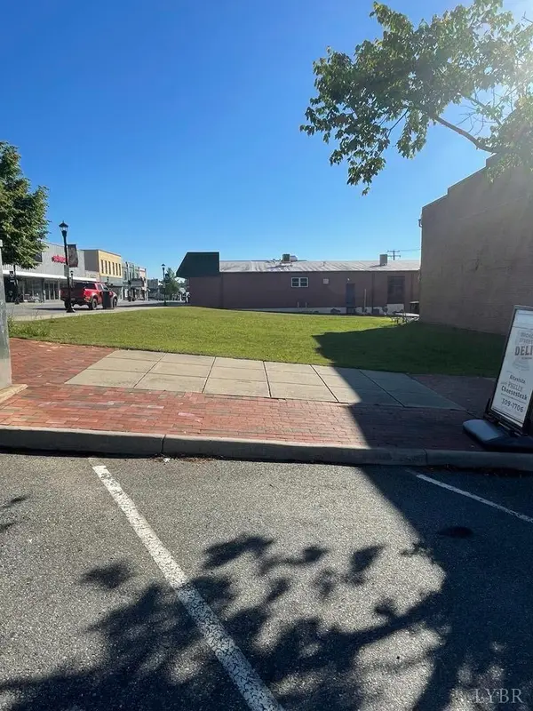 Altavista, VA 24517,3 Broad ST #Lot