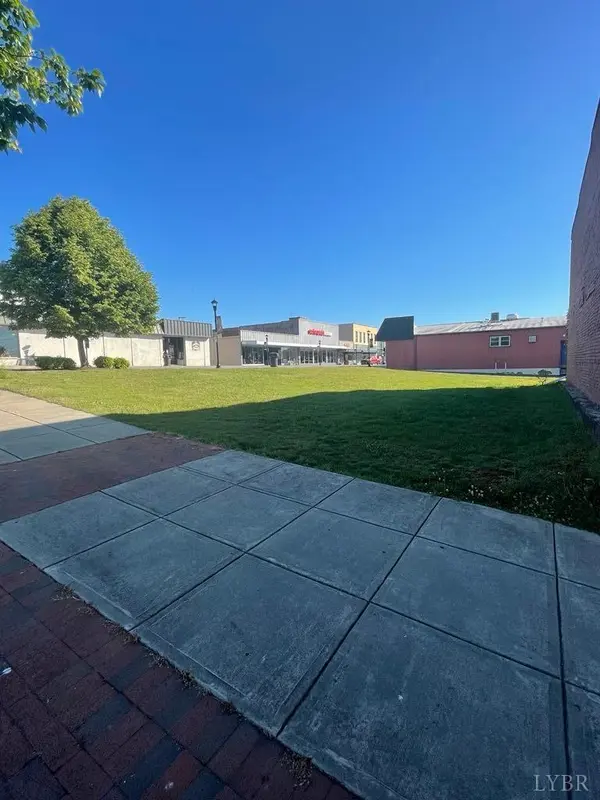 Altavista, VA 24517,3 Broad Street #Lot