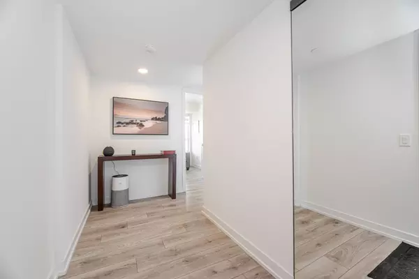 Pickering, ON L1W 0C3,1455 Celebration DR #902