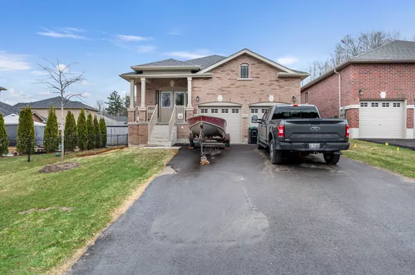 Penetanguishene, ON L9M 0W8,1 Revol RD