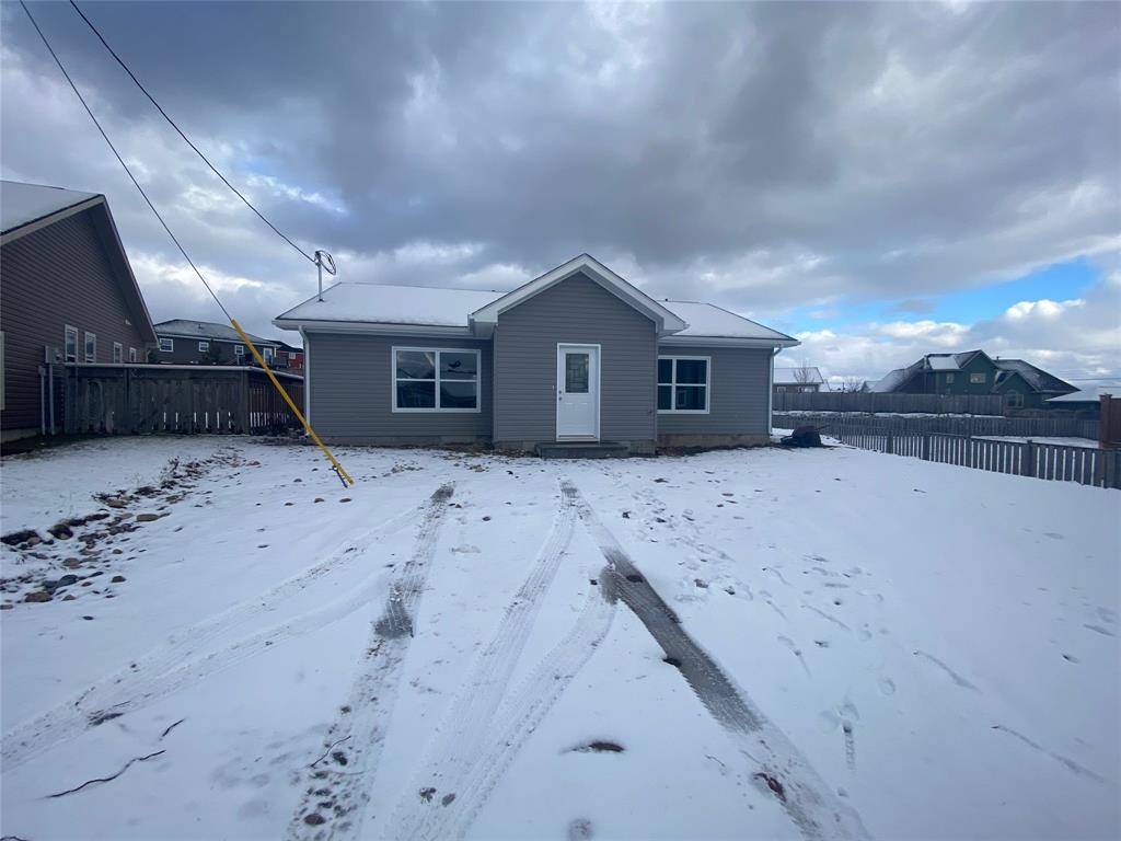 20 Tompkins Avenue, Stephenville, NL A2N 0A2