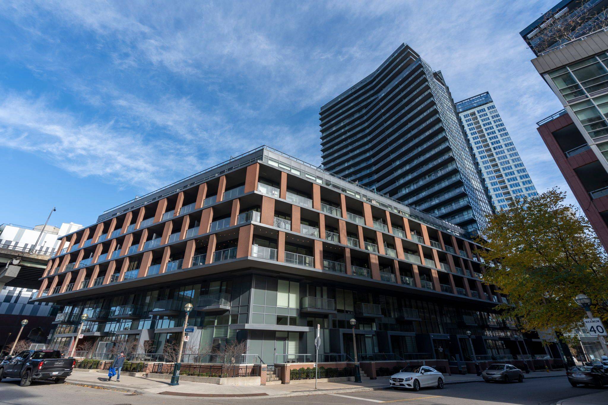 Toronto C01, ON M5V 0G8,20 Bruyeres Mews #705
