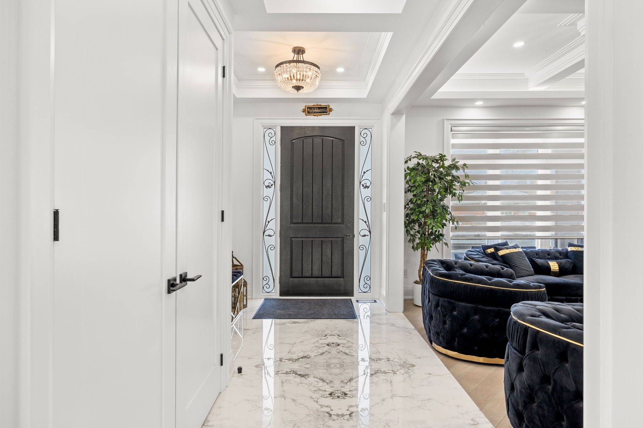 Toronto E04, ON M1R 4M2,31 Alrita CRES