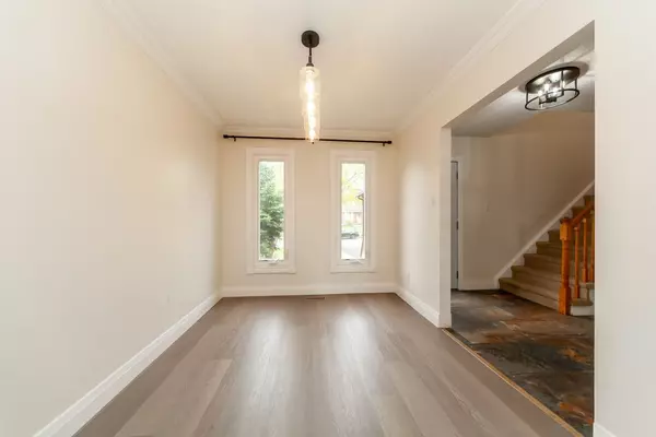 Whitby, ON L1R 1T1,35 Fernbank PL