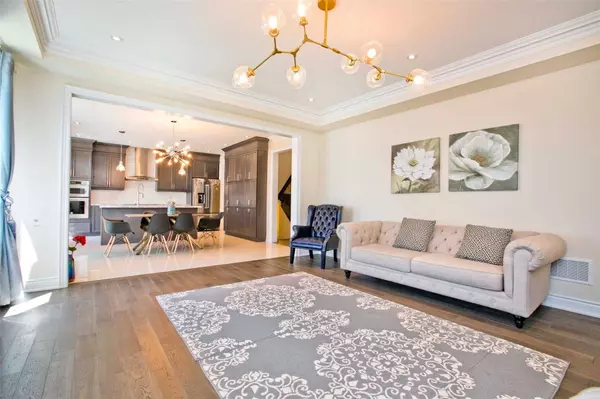 East Gwillimbury, ON L9N 0S2,37 Blazing Star ST