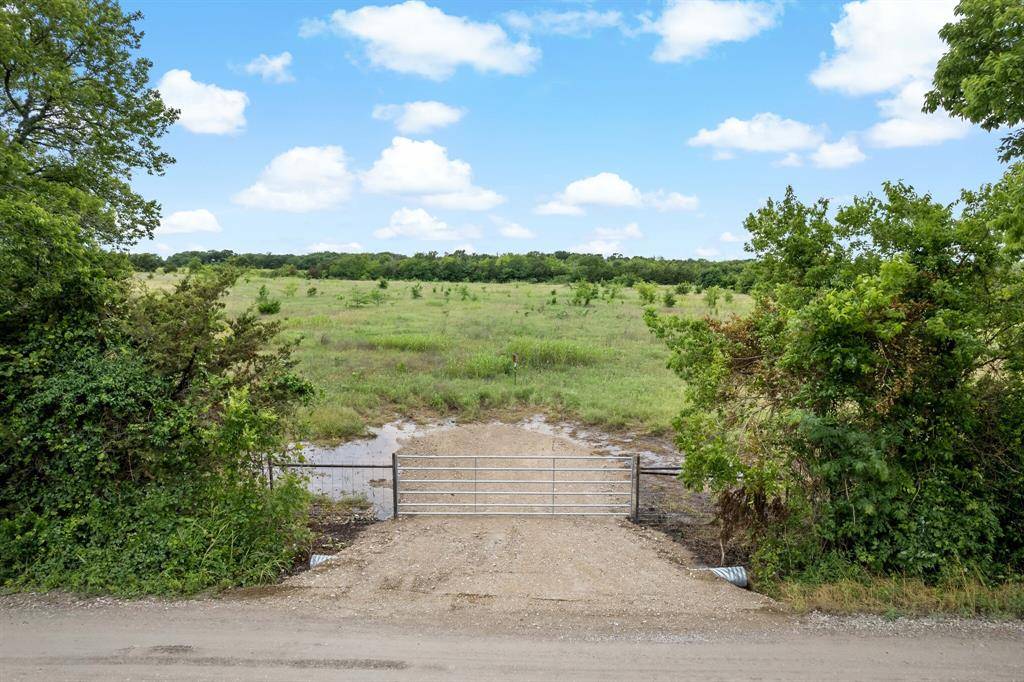 Whitewright, TX 75491,207 Possom Trot Hollow Road
