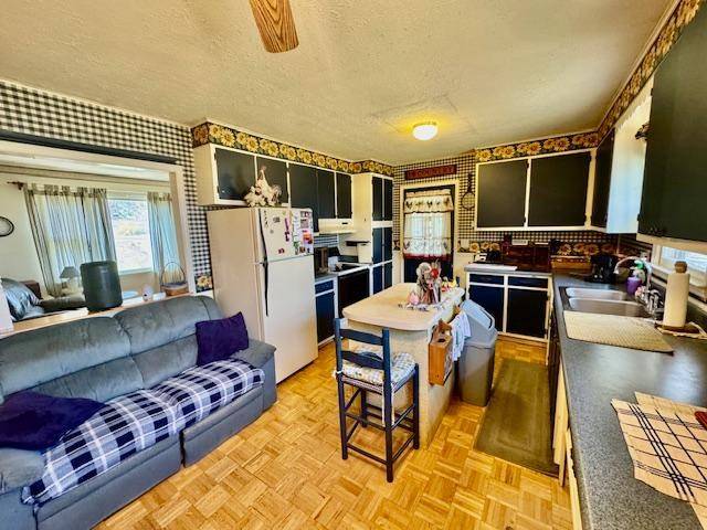 Abingdon, VA 24211,18207 Macedonia Road