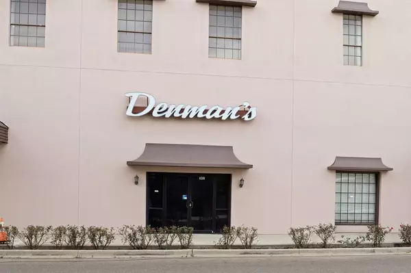Mount Pleasant, TX 75455,301 N Jefferson