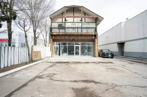 Toronto W07, ON M8Z 1S4,1340 The Queensway AVE #1