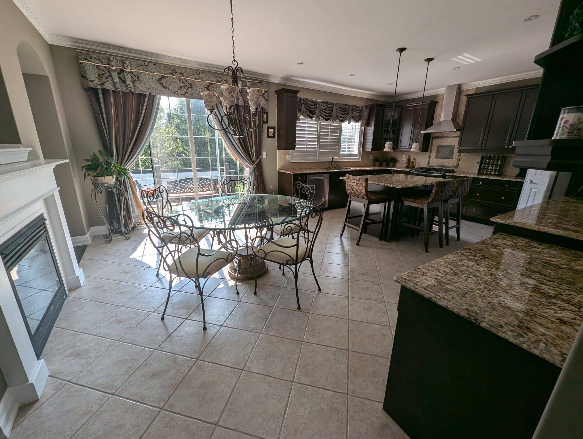 Milton, ON L9T 7N3,447 Wettlaufer TER