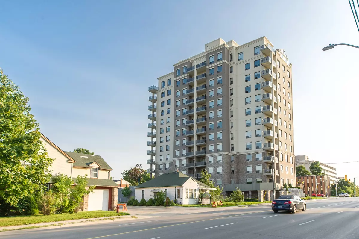 Waterloo, ON N2L 0B3,223 Erb ST W #302