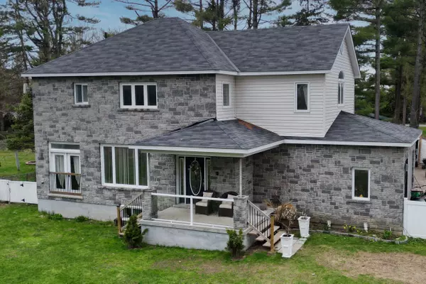 3276 Turnbull DR, Severn, ON L3V 0Y4