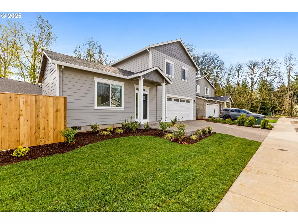 Brownsville, OR 97327,784 Pebble ST