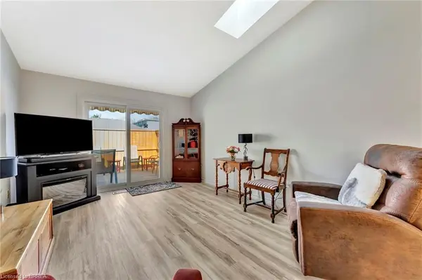 70 Harris AVE #C, Brantford, ON N3R 2E9