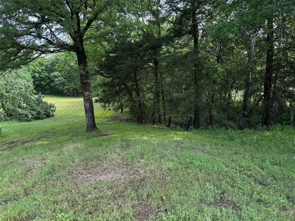 Denison, TX 75020,631 Singletree Road