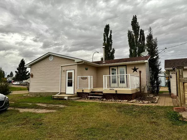 5003 46 ST, Hardisty, AB T0B 1V0