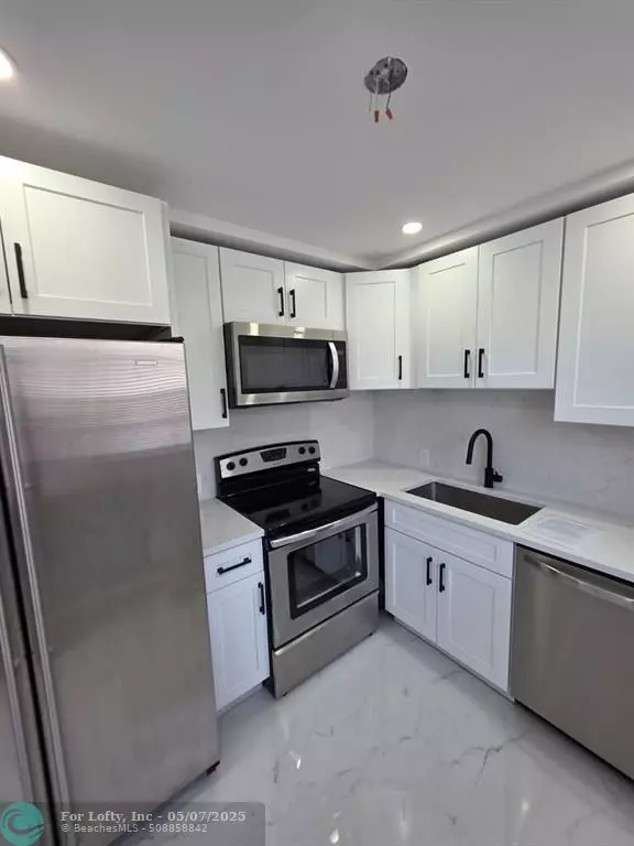 Boca Raton, FL 33434,350 Brighton I