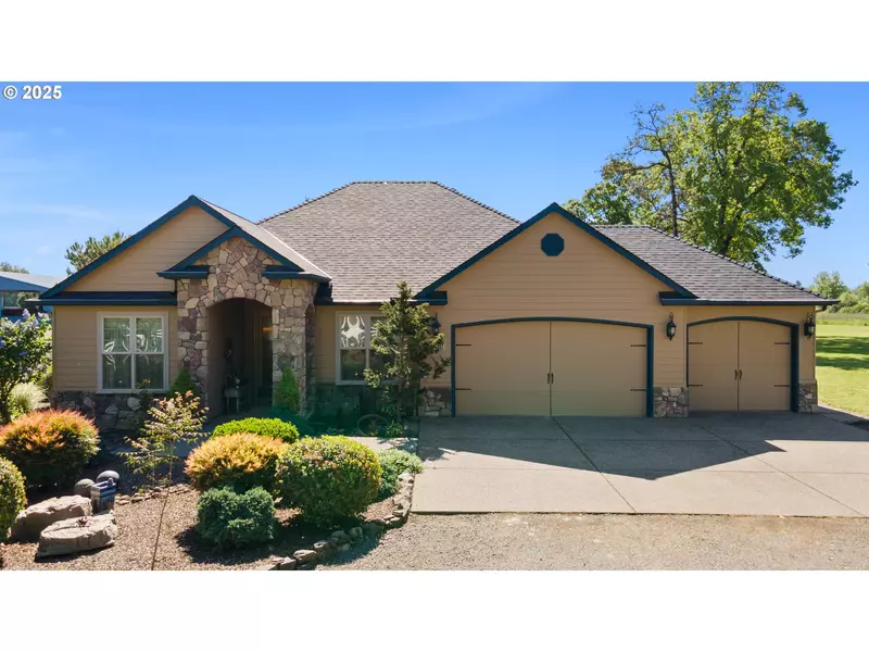 12430 S OAK GROVE RD, Canby, OR 97013