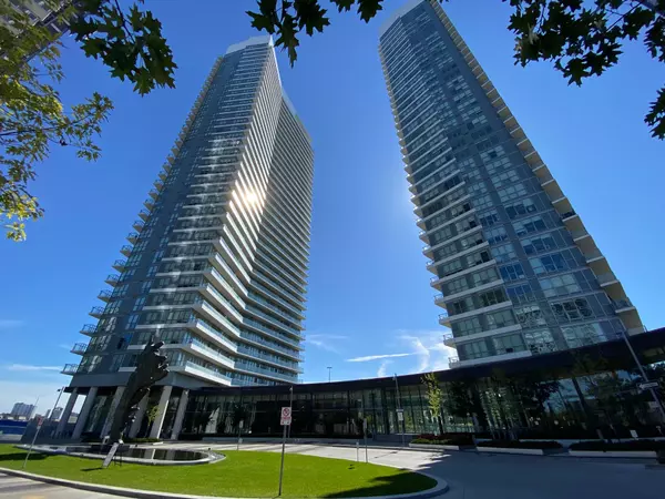 115 McMahon DR #PH 10, Toronto C15, ON M2K 0E3