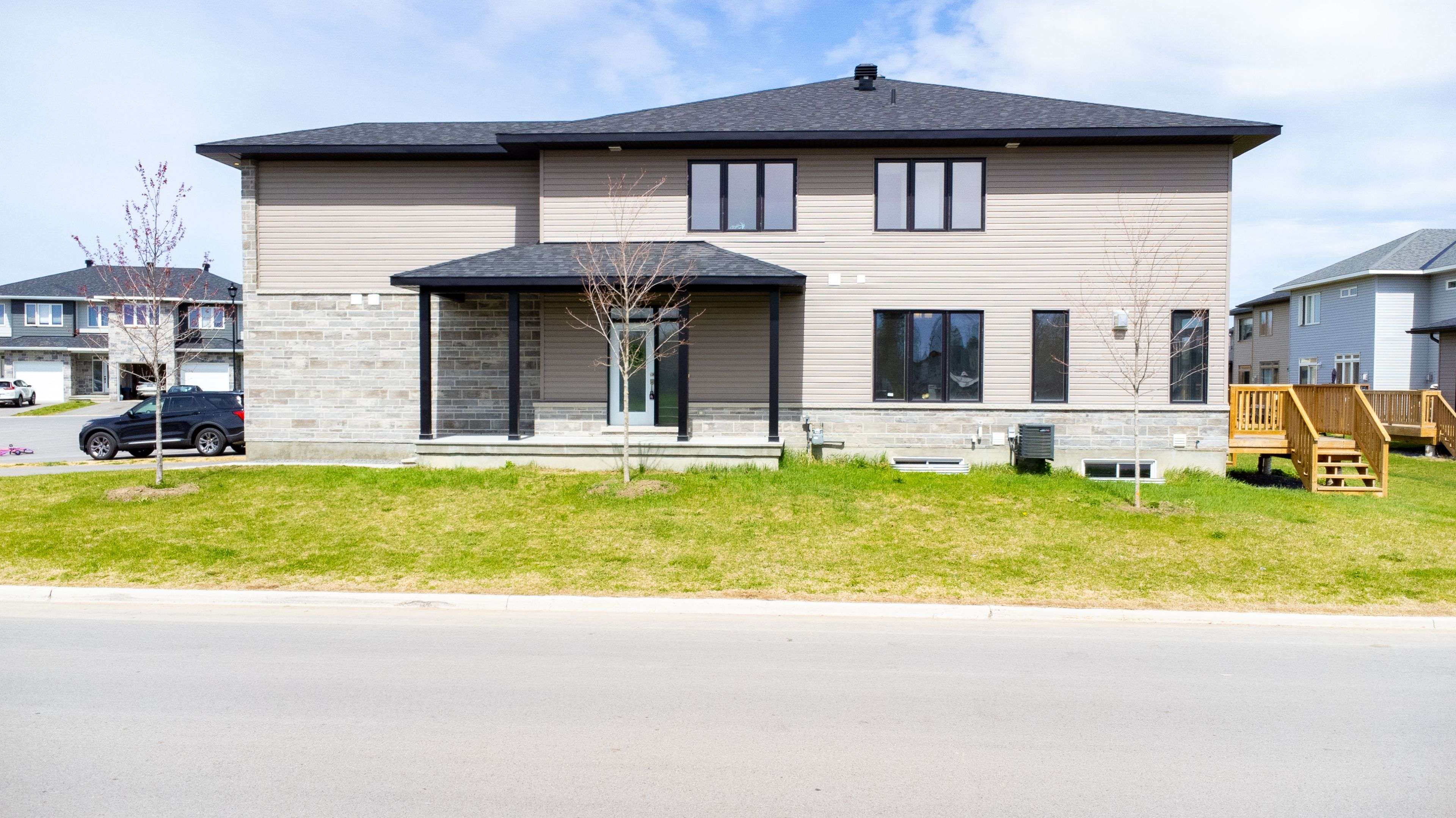 Arnprior, ON K7S 0J4,3 Morrall CT