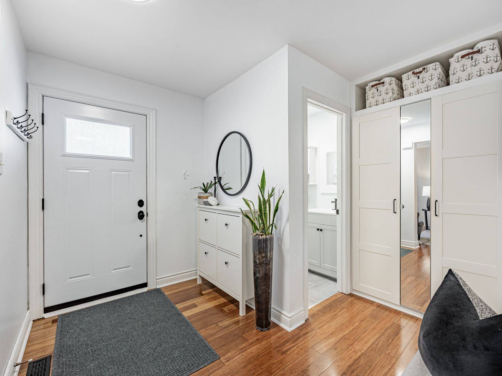 Whitby, ON L1N 7V2,44 Regency CRES