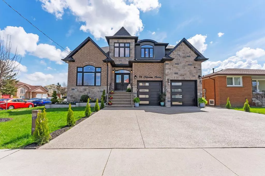 Hamilton, ON L9A 2T1,54 CHIPMAN AVE