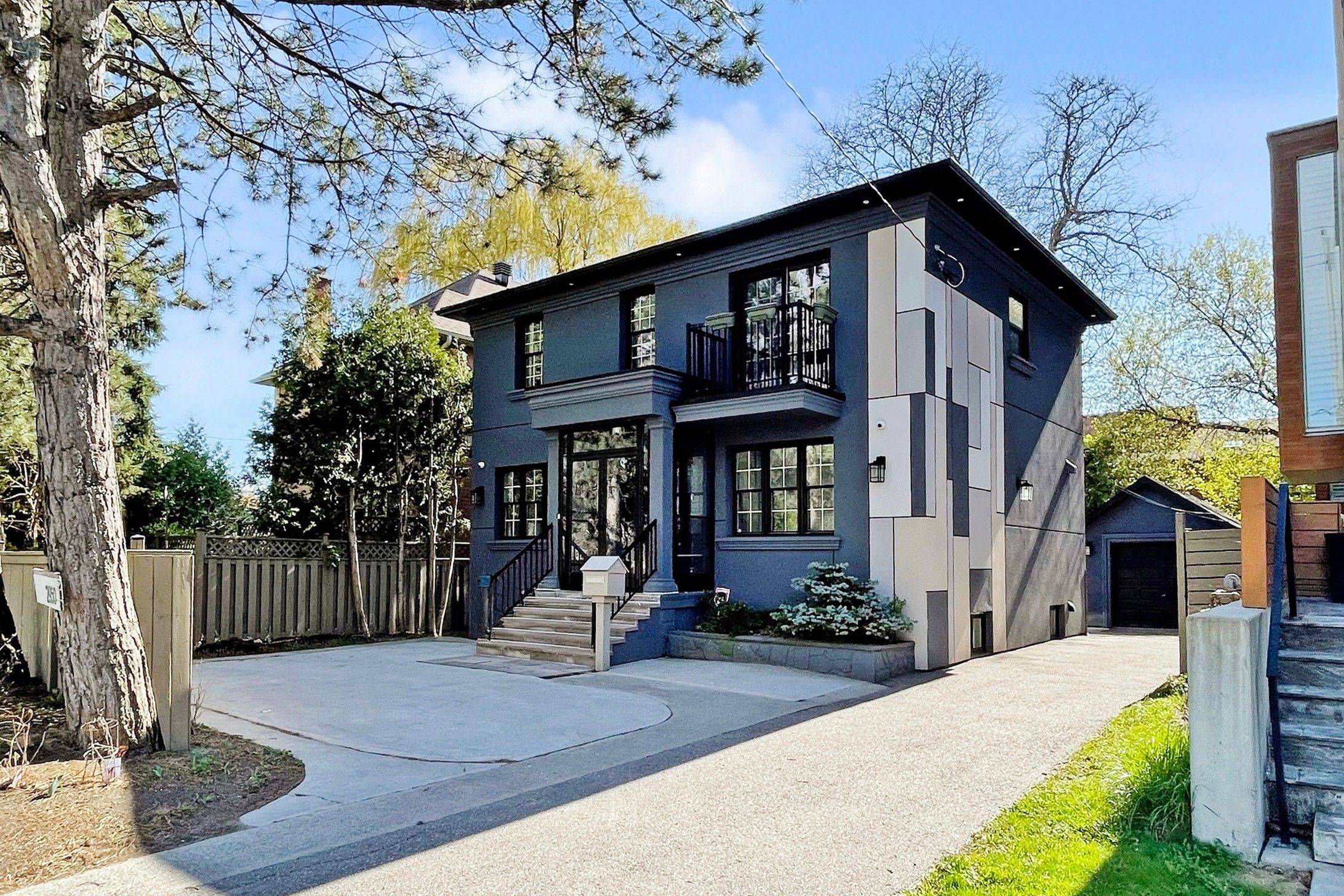 Toronto C14, ON M2N 5K6,2950 Bayview AVE