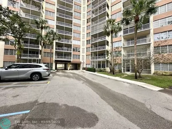 Coral Springs, FL 33065,10777 W Sample Rd #103