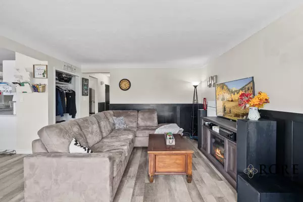 Welland, ON L3B 2B7,447 David ST