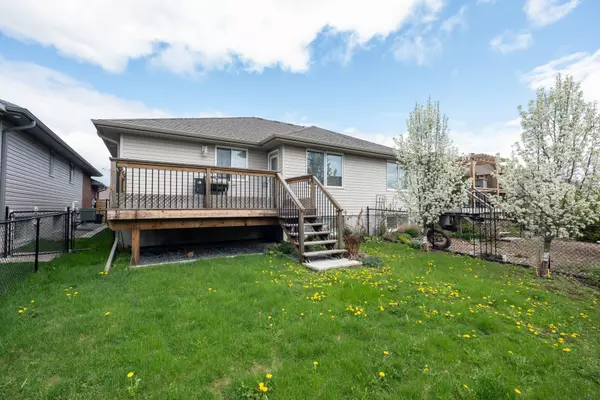 Quinte West, ON K8V 0E9,79 Cortland CRES