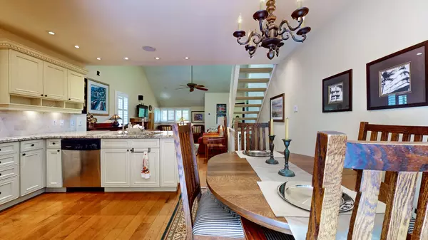 Collingwood, ON L9Y 5B4,434 Oxbow CRES