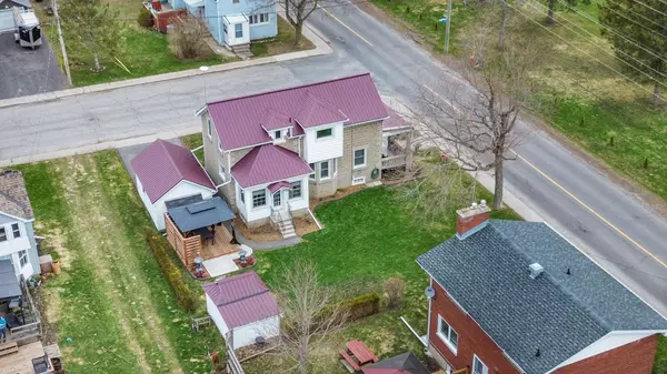 Prescott, ON K0E 1T0,579 Boundary ST