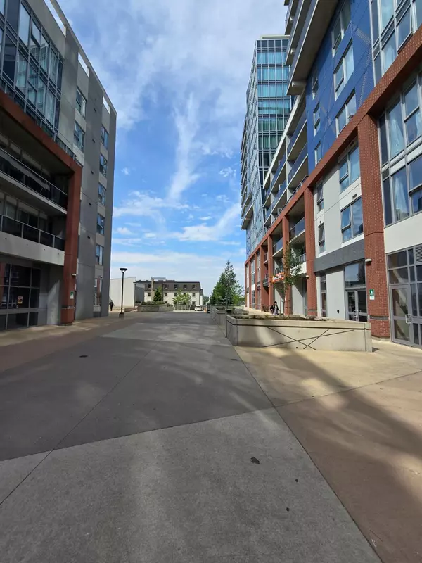 Waterloo, ON N2L 0G7,365 Albert ST #615