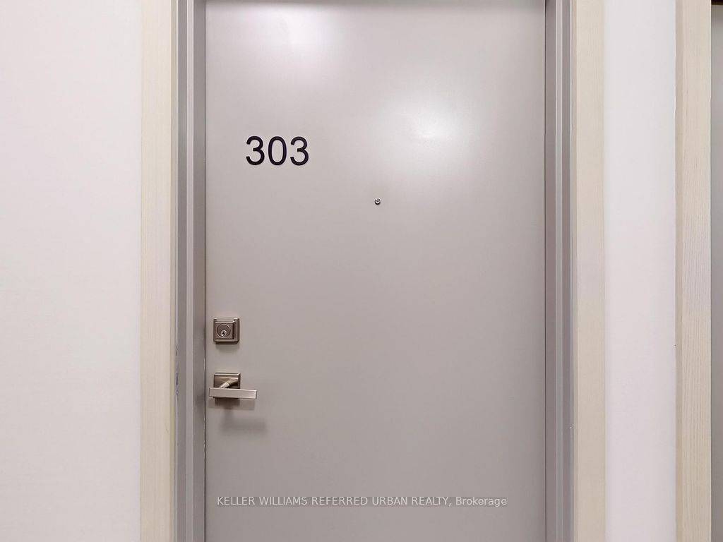 Toronto C15, ON M2J 4T1,188 Fairview Mall DR W #303