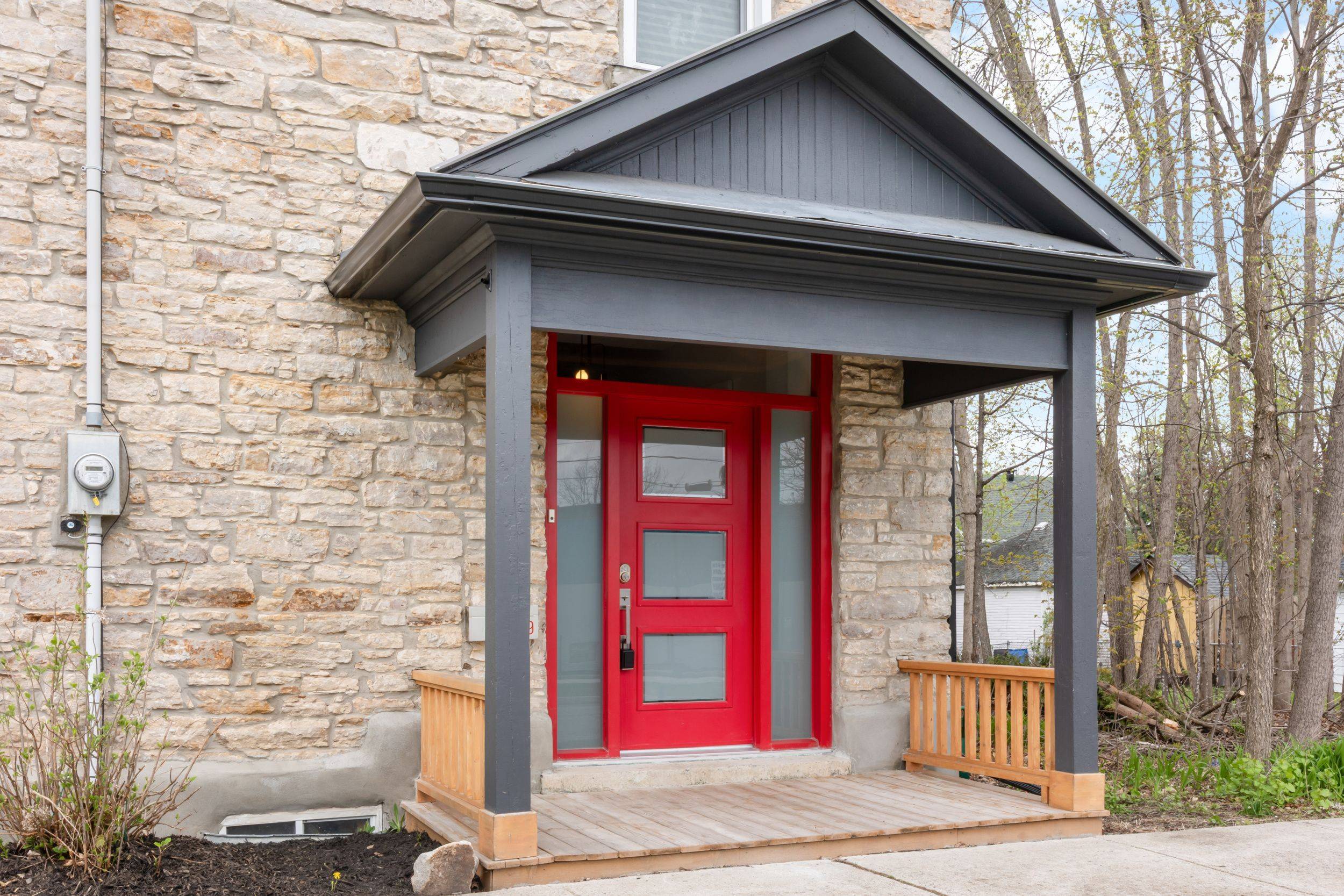 Perth, ON K7H 1R5,19 Foster ST