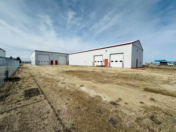 10203B 123 ST, Grande Prairie, AB T8V8B7