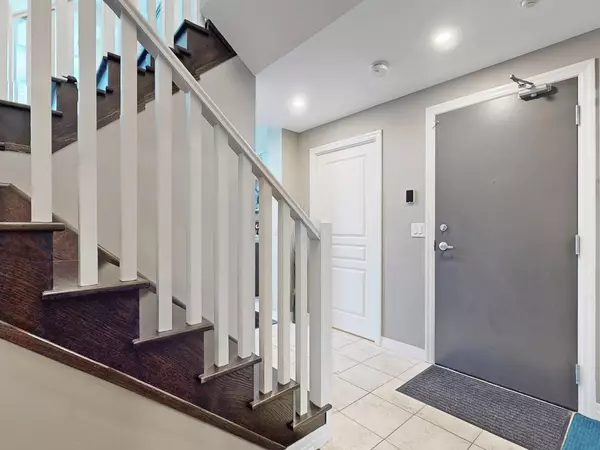 Mississauga, ON L5B 0E8,223 WEBB DR #2301
