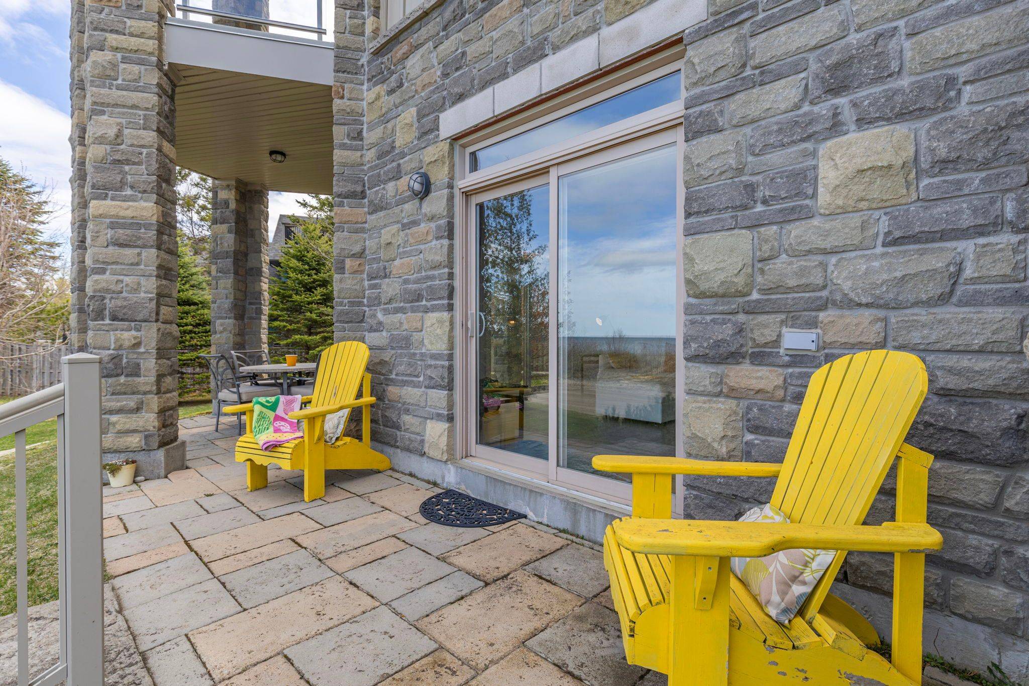 Wasaga Beach, ON L9Z 2M7,764 River RD E #112