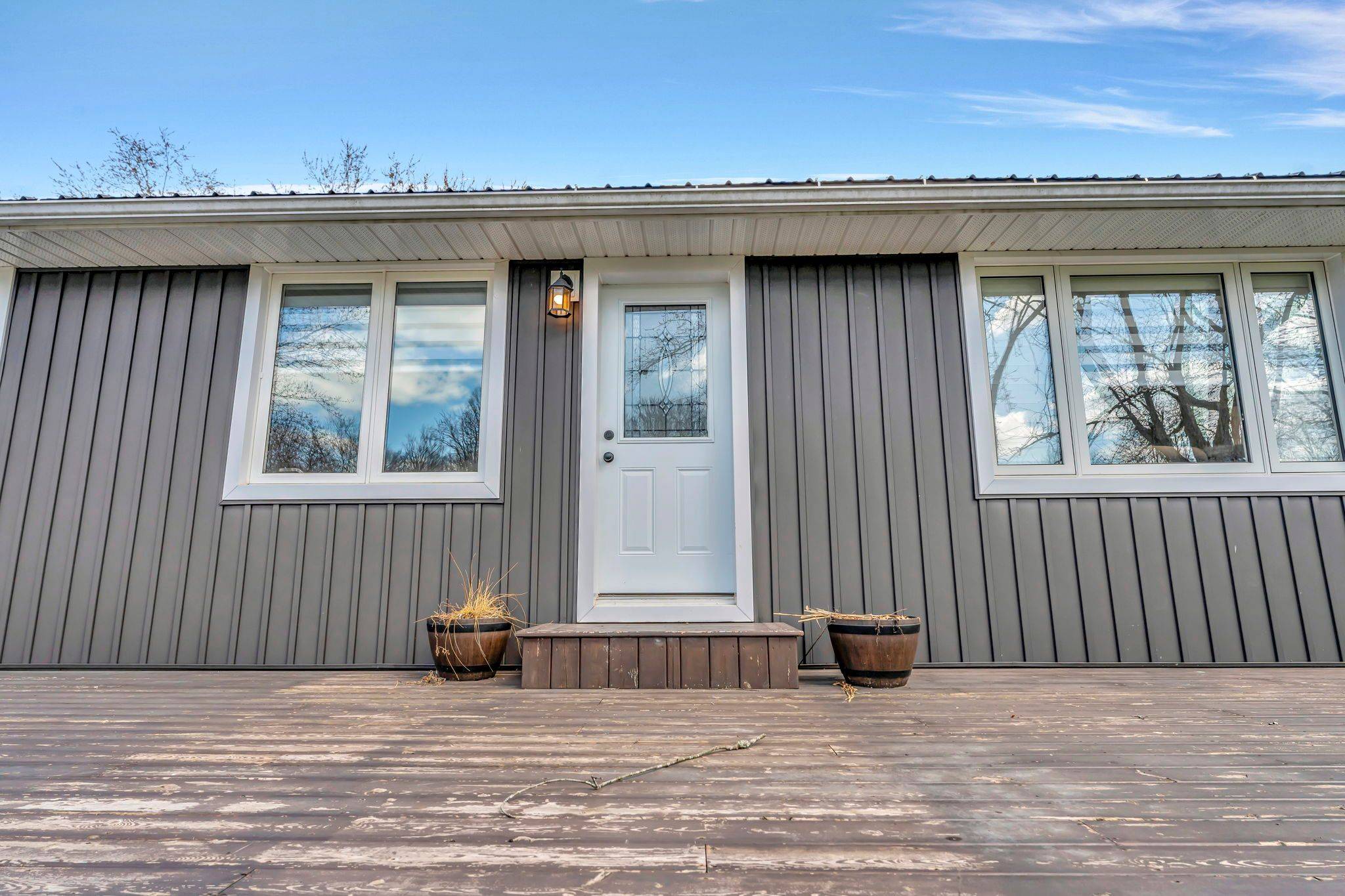 Norfolk, ON N0E 1G0,1684 Hazen RD