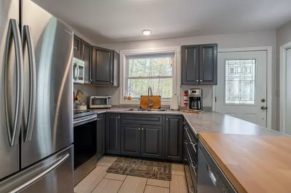 Trent Hills, ON K0L 1Y0,75 Woodlawn DR