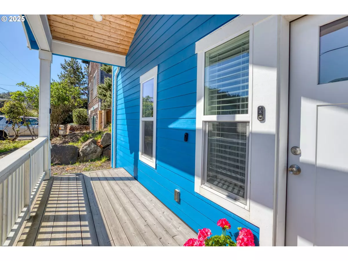 Lincoln City, OR 97367,5769 NW LOGAN RD