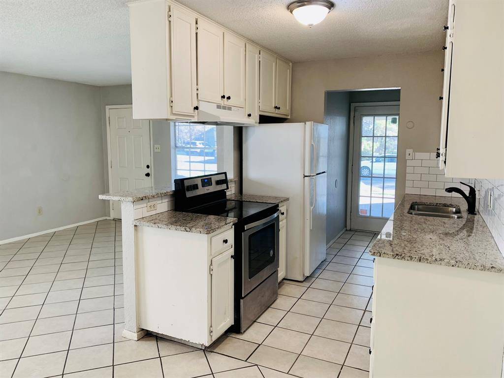 Fort Worth, TX 76114,6016 Calloway Court