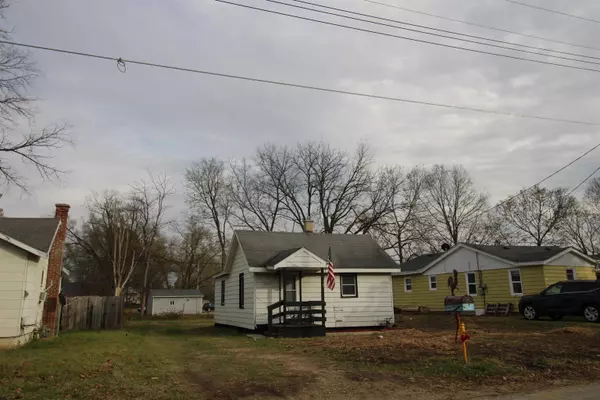 215 S Moore Street, South Beloit, IL 61080