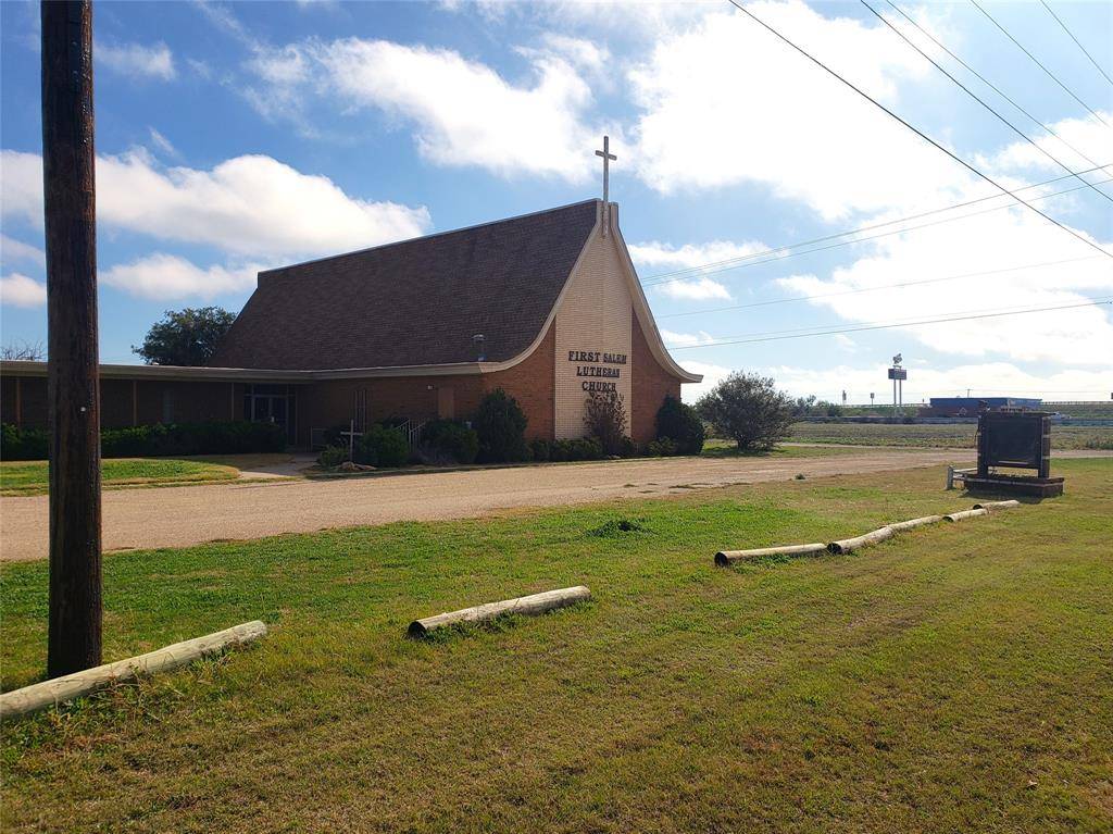 Roscoe, TX 79545,923 Main Street