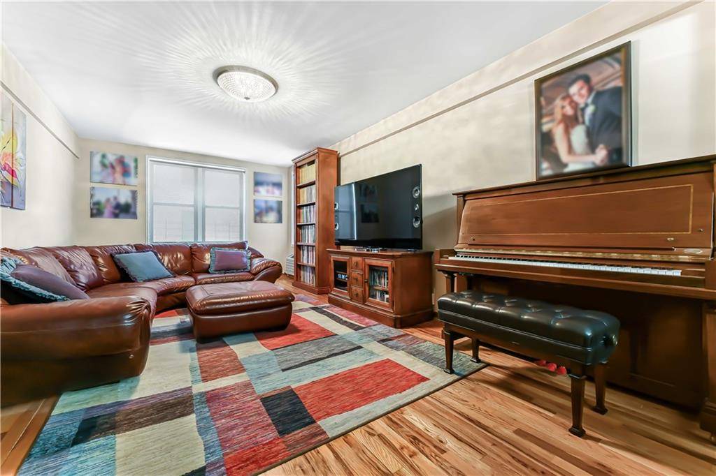 Brooklyn, NY 11235,2546 East 13th ST #B14