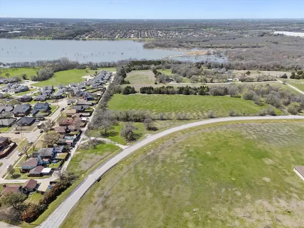 Rowlett, TX 75089,6409 Chiesa Road