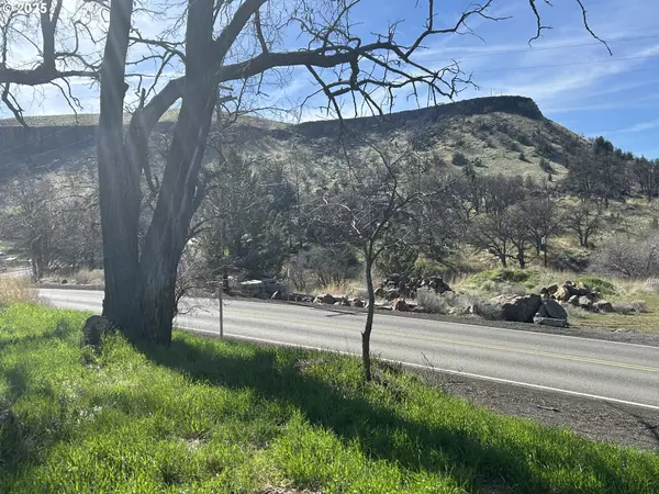 Tygh Valley, OR 97063,Wamic Market Rd
