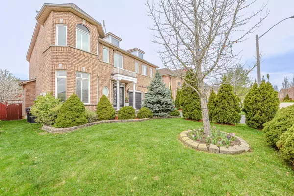 7148 Lowville HTS, Mississauga, ON L5N 8E6