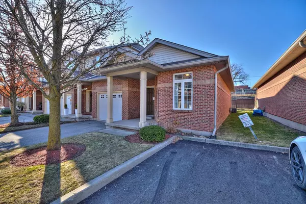 Niagara Falls, ON L2G 4L2,5595 DRUMMOND RD #23
