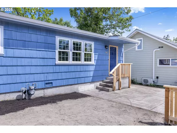 Eugene, OR 97405,147 E 32nd AVE